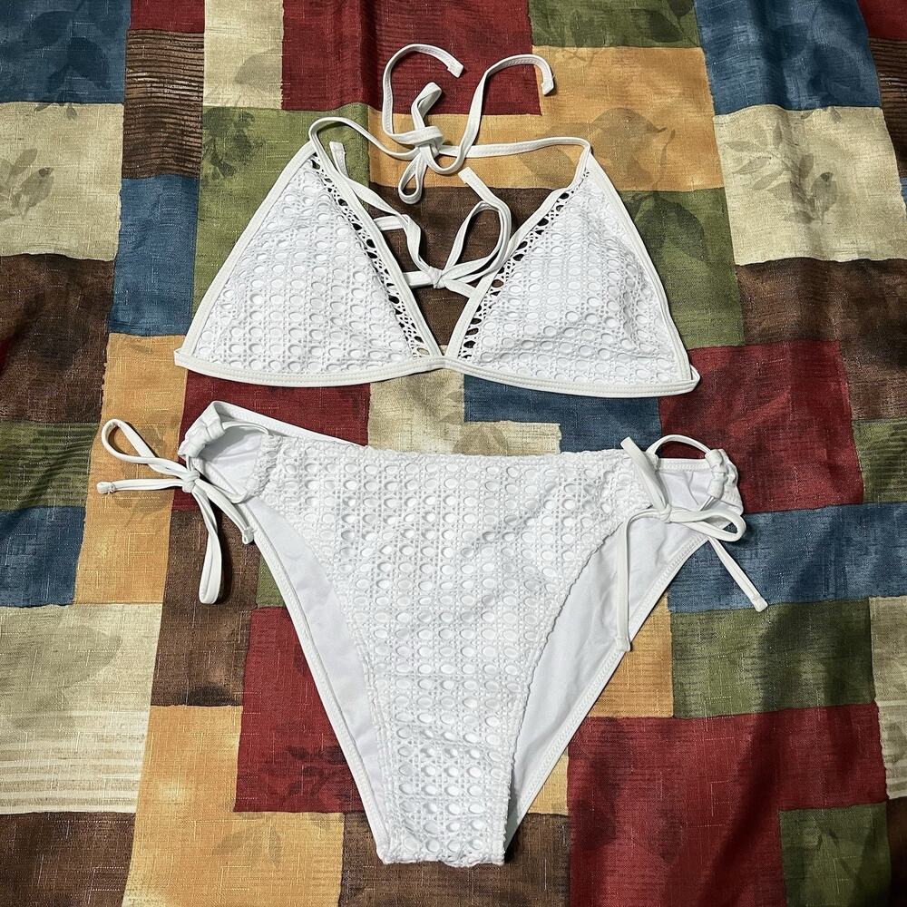 Zaful White Crochet Adjustable Lined 2 Pc Bikini Set Halter Straps Size L(8-10)